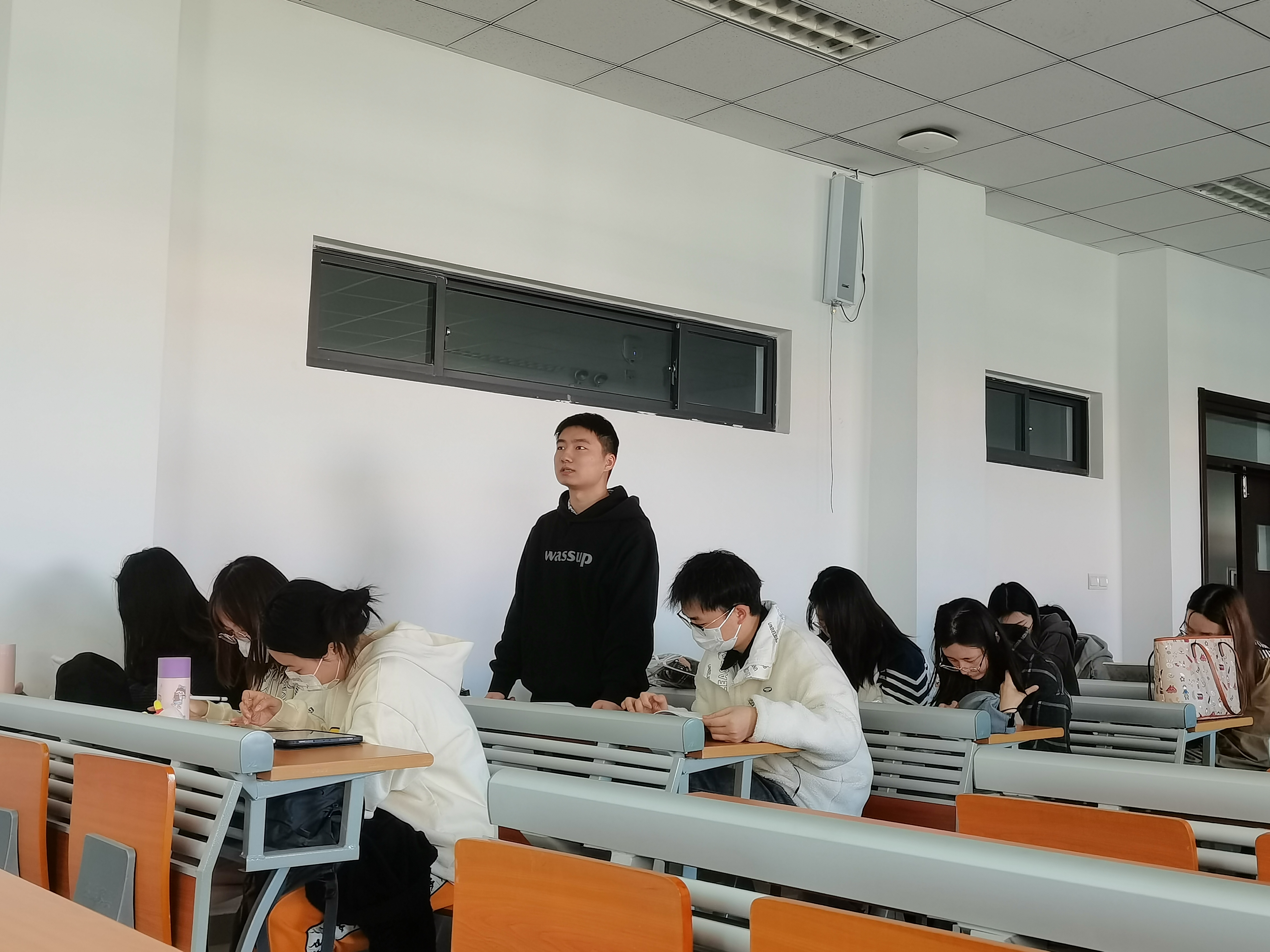 伟德源自英国始于1946