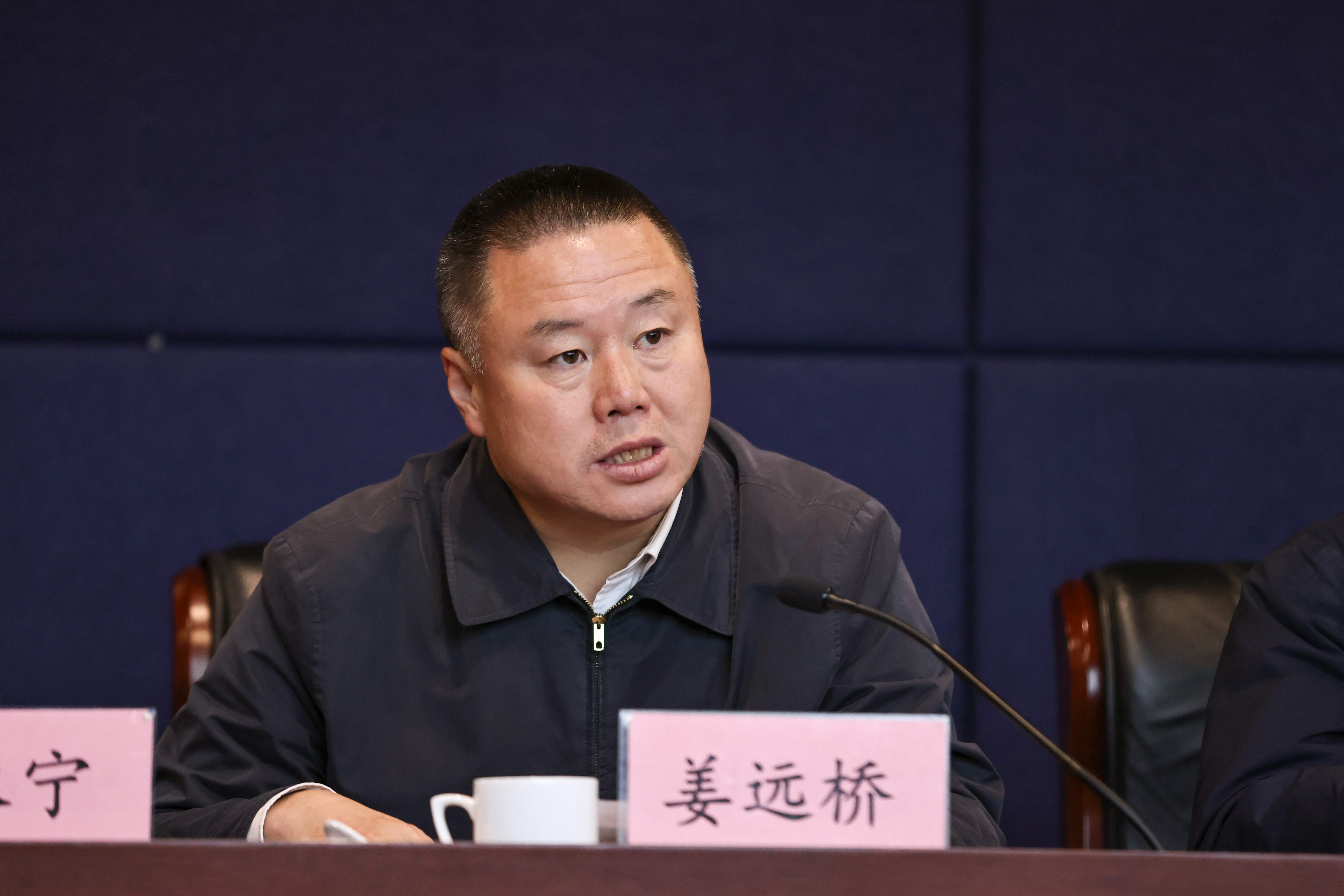 伟德源自英国始于1946