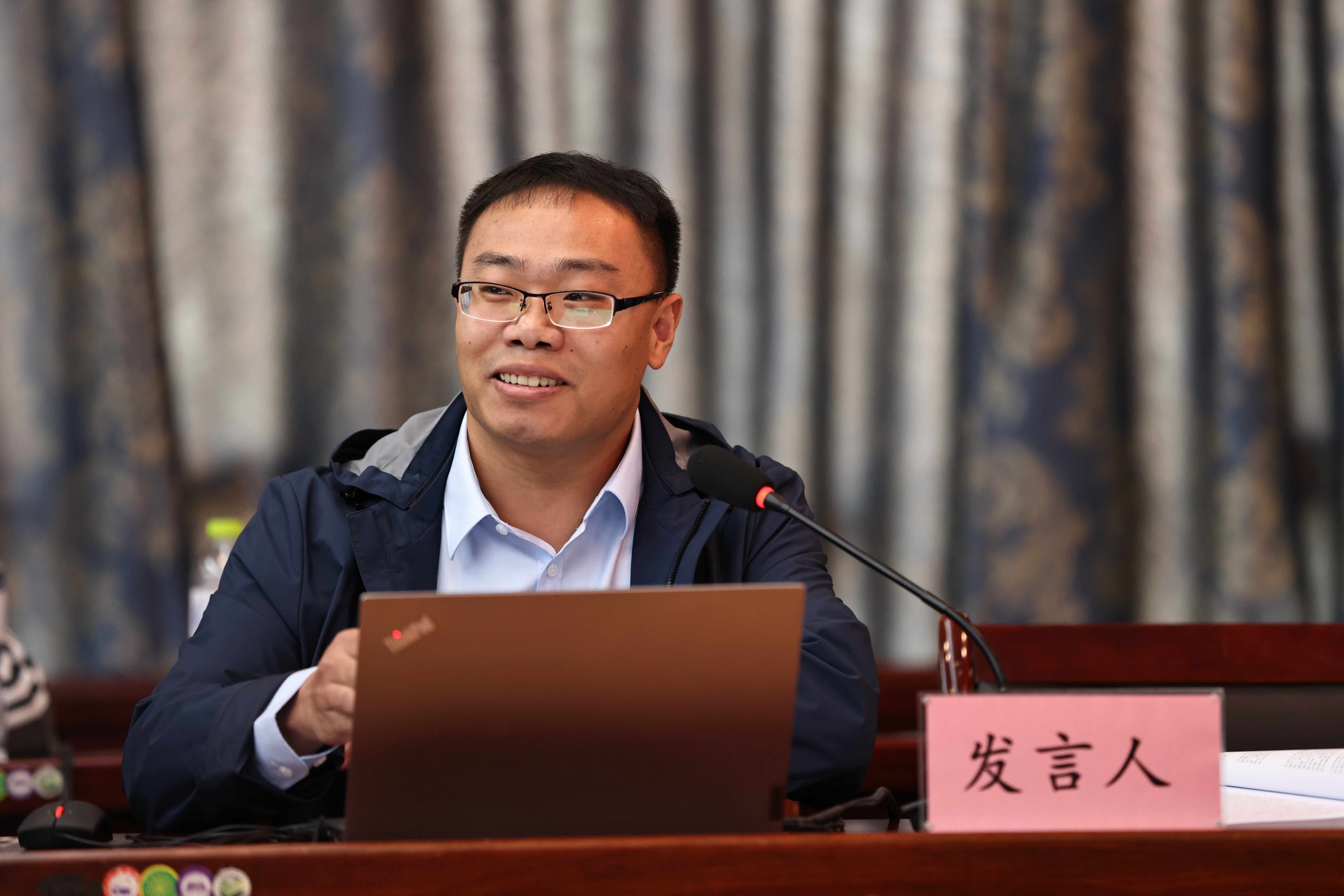 伟德源自英国始于1946