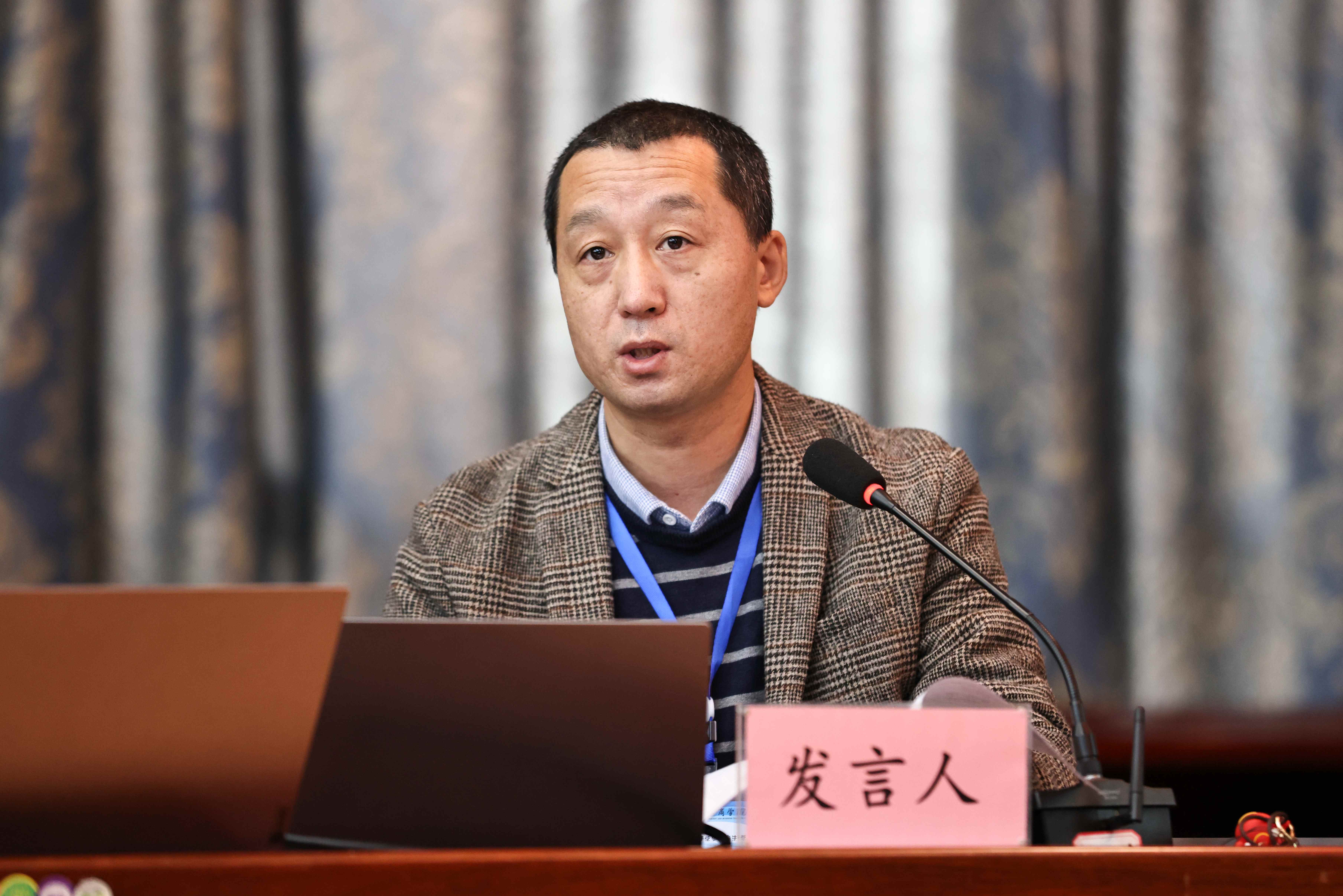 伟德源自英国始于1946