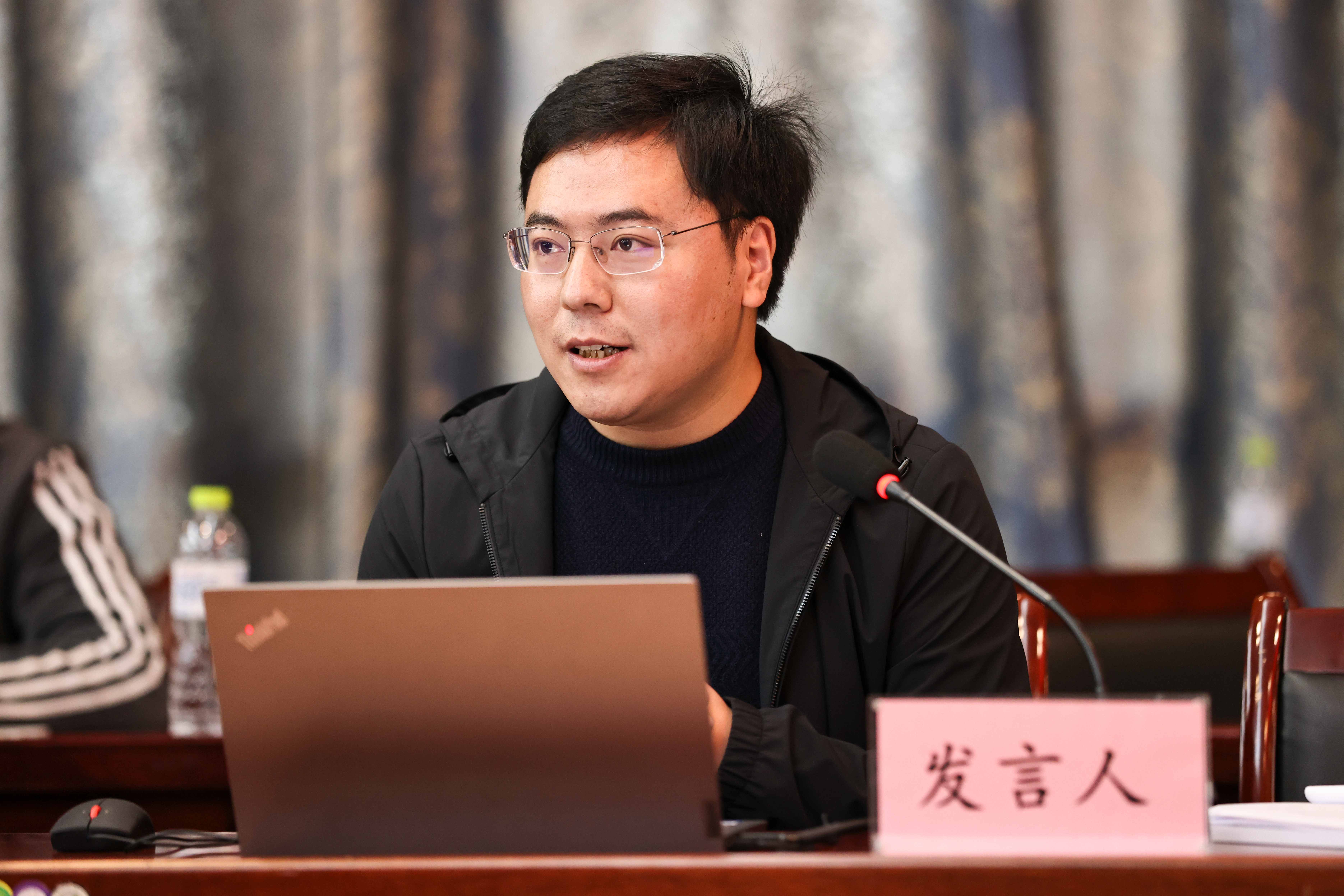 伟德源自英国始于1946